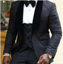 Load image into Gallery viewer, 2019 Elegant Brand Classic Men Suits 3 Piece Navy Blue Groom Suit Smoking Tuxedo Jacket Wedding Suits For Men Best Man Blazer