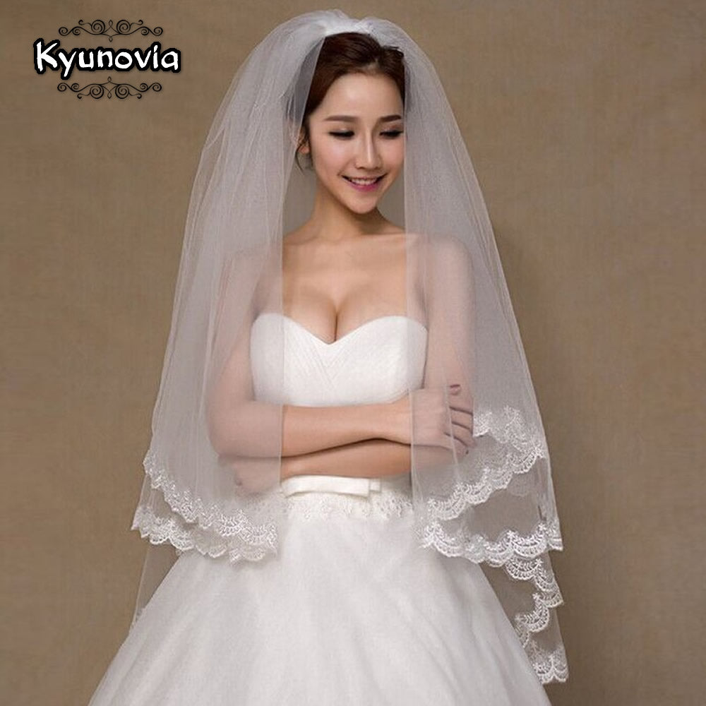 Kyunovia 2 Tier Bridal Veil Beautiful Ivory Cathedral Short Wedding Veils Lace Edge With Comb Bride Veils A00187