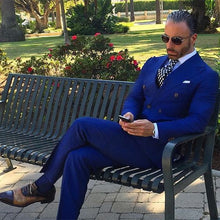 Load image into Gallery viewer, New Arrival Customized Shawl Black Lapel Groom suit Wedding Best Men suits 3 Pieces (Jacket+Pants+Vest) Royal Blue man Suit