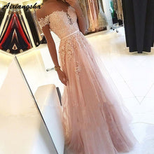 Load image into Gallery viewer, Pink 2020 Prom Dresses A-Line Off the Shoulder Sweetheart Beaded Lace Tulle Long Prom Gown Evening Party Dresses Robe De Soiree