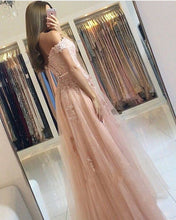 Load image into Gallery viewer, Pink 2020 Prom Dresses A-Line Off the Shoulder Sweetheart Beaded Lace Tulle Long Prom Gown Evening Party Dresses Robe De Soiree