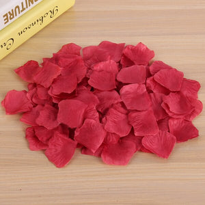 1000pcs / Lot 4.5 * 4.5cm Simulation Rose Petals Suitable for DIY Wedding Decoration Romantic Artificial Rose Petals