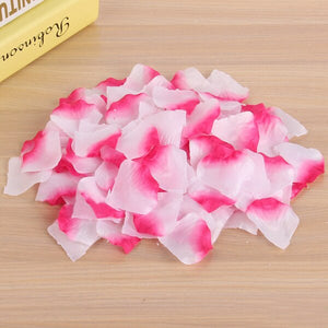 1000pcs / Lot 4.5 * 4.5cm Simulation Rose Petals Suitable for DIY Wedding Decoration Romantic Artificial Rose Petals