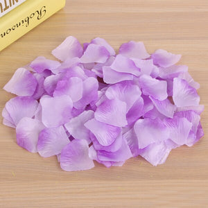 1000pcs / Lot 4.5 * 4.5cm Simulation Rose Petals Suitable for DIY Wedding Decoration Romantic Artificial Rose Petals