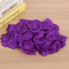 Load image into Gallery viewer, 1000pcs / Lot 4.5 * 4.5cm Simulation Rose Petals Suitable for DIY Wedding Decoration Romantic Artificial Rose Petals