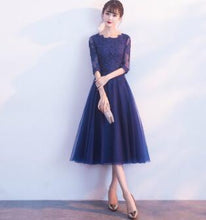 Load image into Gallery viewer, 2020 New Arrival Short Lace Sexy Prom Dresses Half Sleeve Vestidos Evening Party Gowns