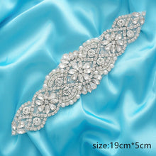 Load image into Gallery viewer, Crystal Wedding Belt Pearl Bridal Belt Rhinestones Sash For Bridal Accessories Silver Gold and Rose Gold Only Applique NZUK